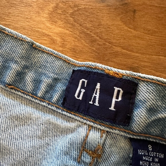 VINTAGE Gap denim shorts - Picture 2 of 3